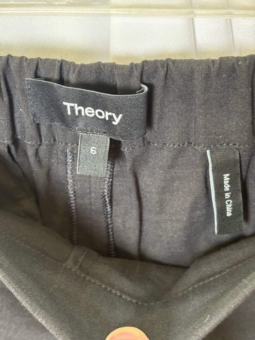 Theory Classic Black Tailored Pull-on Ankle Pants - Women's 6 - Picture 4 of 7